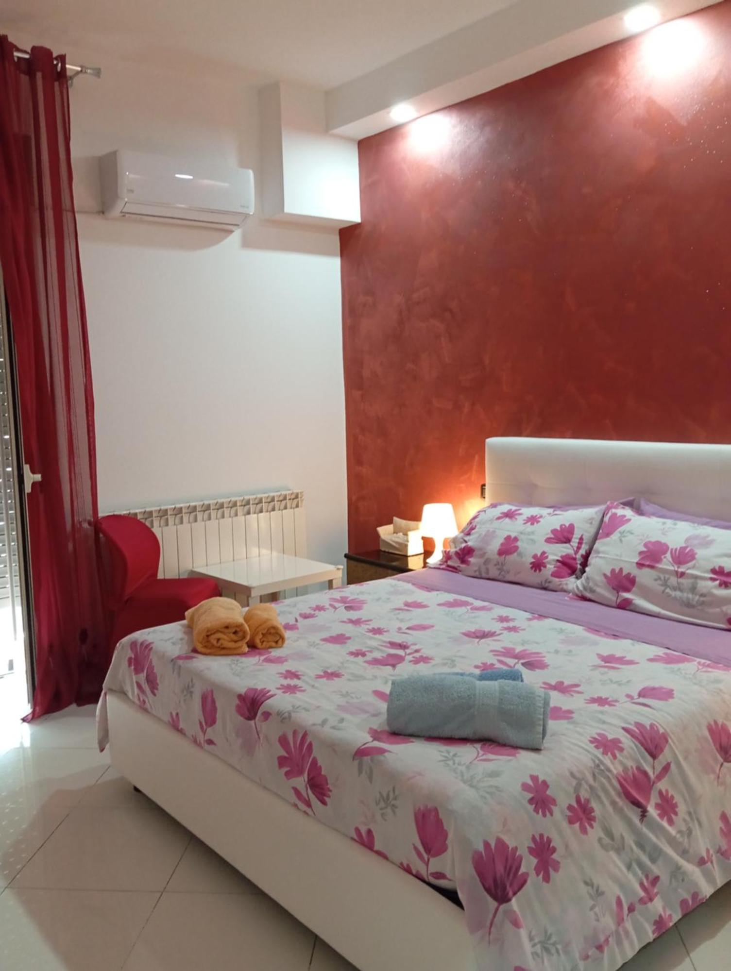 Casa Silvia Hotell Caltagirone Eksteriør bilde